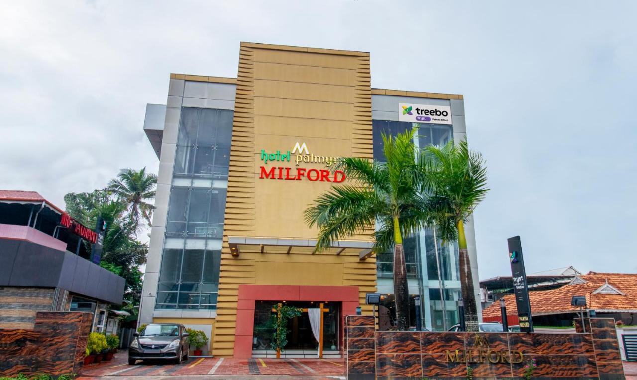 Treebo Premium Palmyra Milford, 2 Km From Alleppey Beach Alappuzha Esterno foto