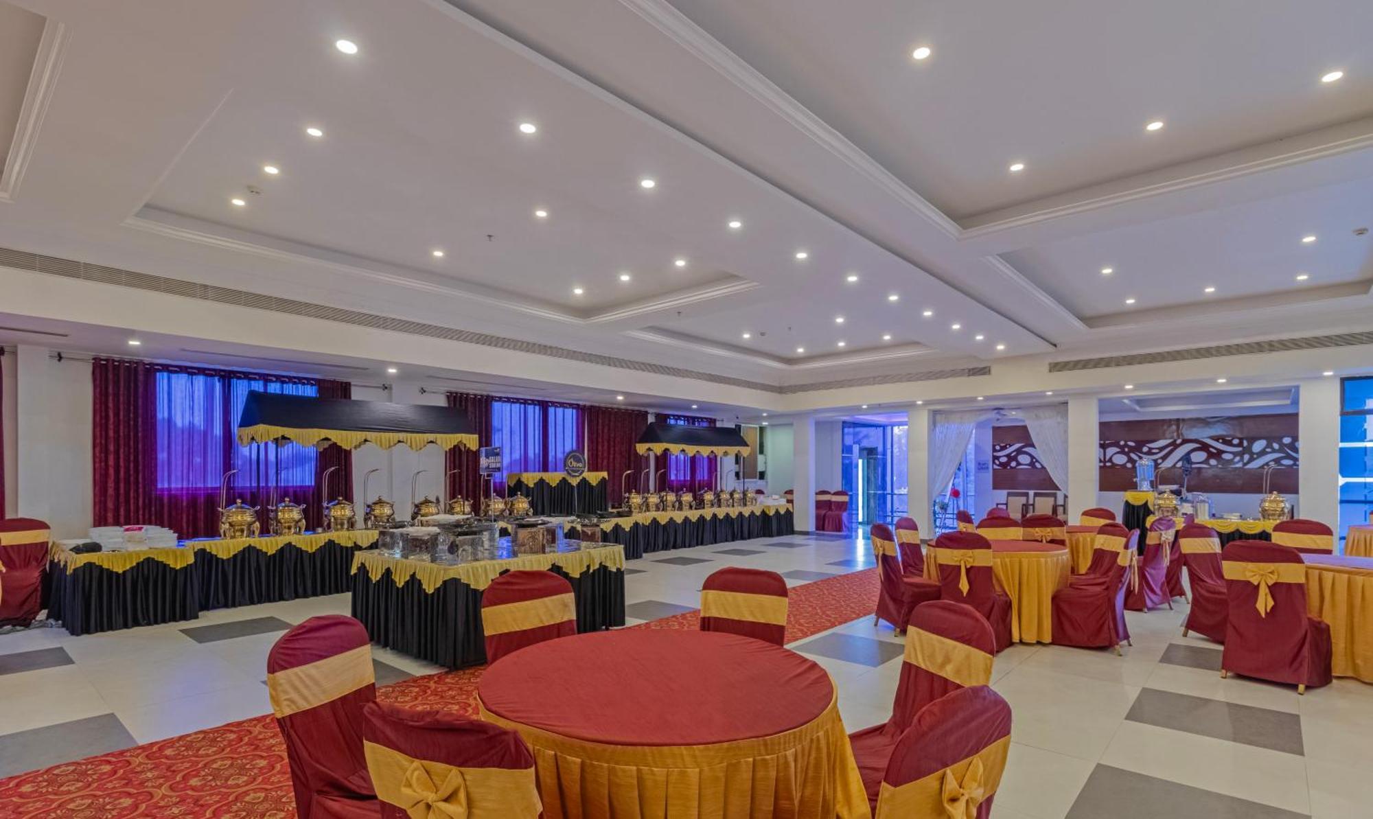 Treebo Premium Palmyra Milford, 2 Km From Alleppey Beach Alappuzha Esterno foto